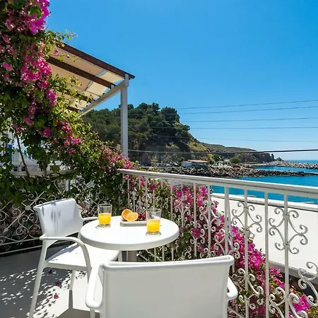 Samaria By The Sea 公寓式酒店 2*